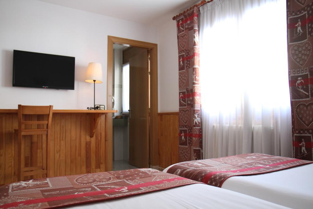 סולדאו Hotel Bruxelles מראה חיצוני תמונה